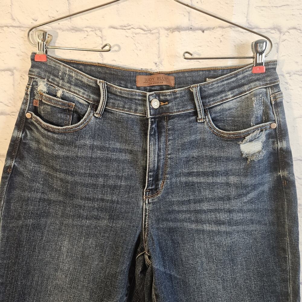 Judy Blue Jeans Women’s 13/31 Blue Mid Rise Boyfriend Fit Distressed Stretch - Picture 2 of 8